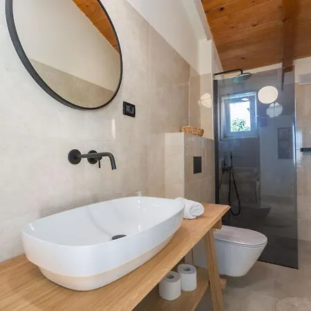 Santa Maria Domenica For Up To 12 Persons Villa *