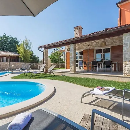 Villa Santa Maria Domenica For Up To 12 Persons Kaštelir