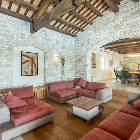 Santa Maria Domenica For Up To 12 Persons Villa